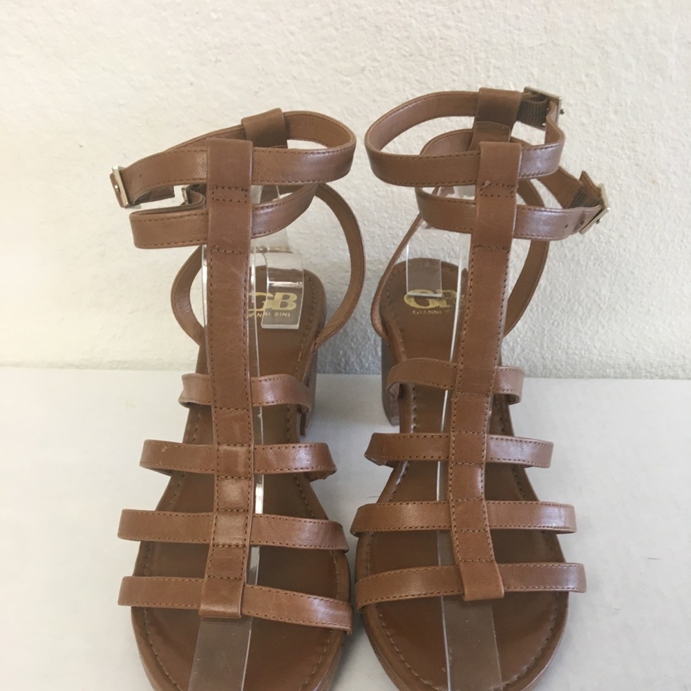 Gianni Bin Gladiator Stacked Tan Heels 9